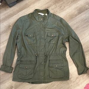 L.L  Bean Army Green Utility Jacket, great Condition, women’s size XL